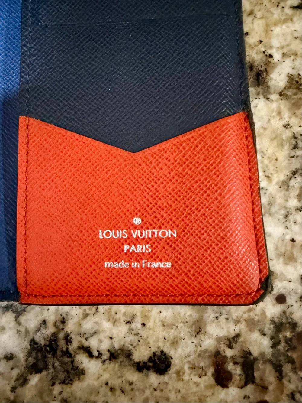 Louis Vuitton compact louis